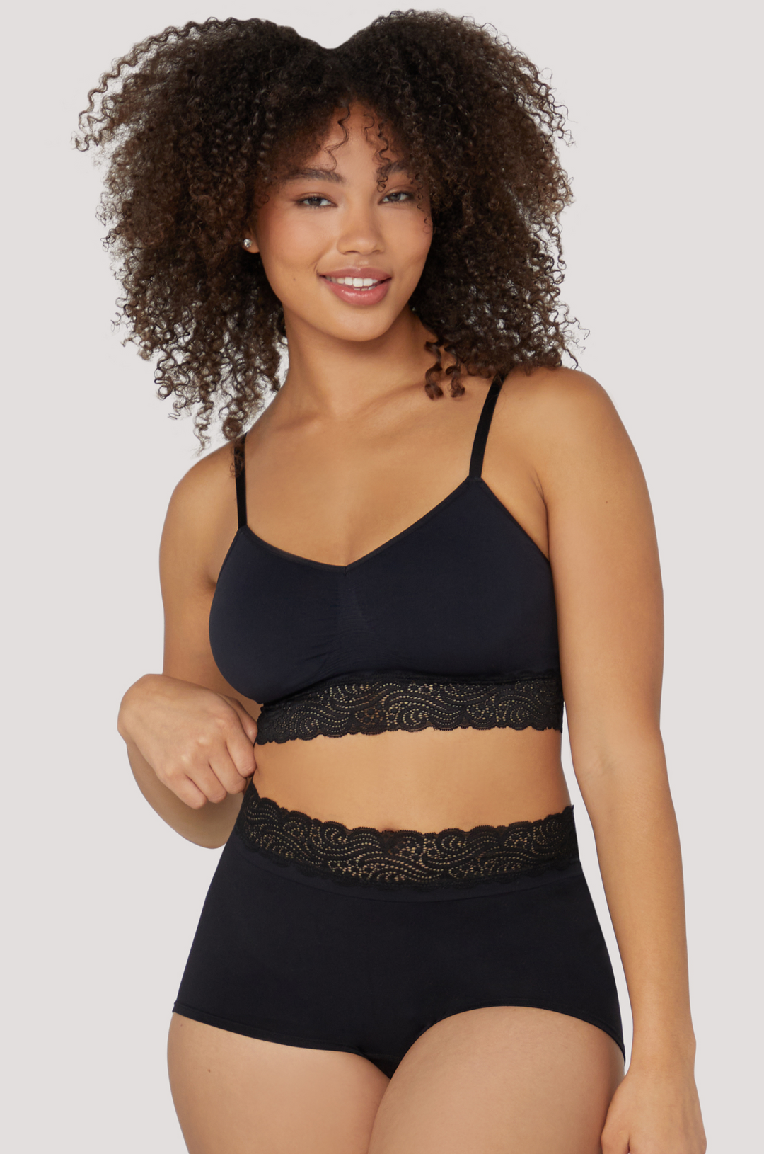 Quick Dry Wire-free Lace Bra | Bella Bodies Australia | Black